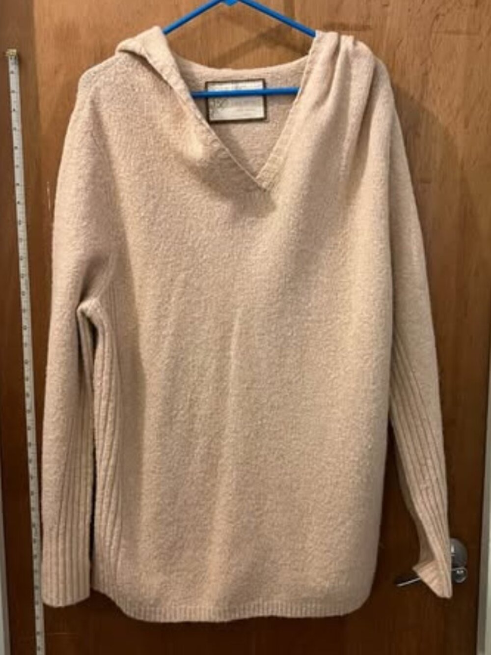 Size 26/28 - Avenue - Cream Long-Sleeve Hoodie Sweater